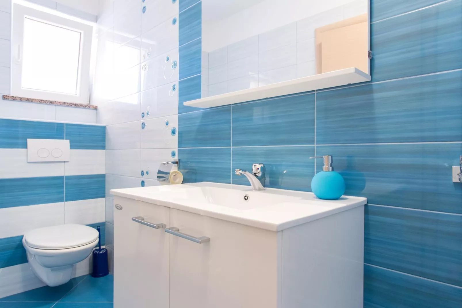 Scenic Elegant Apartments Krk with Balcony and Pool - Standard Two Bedroom Apartment with Balcony and Pool (owner 3)-Badezimmer