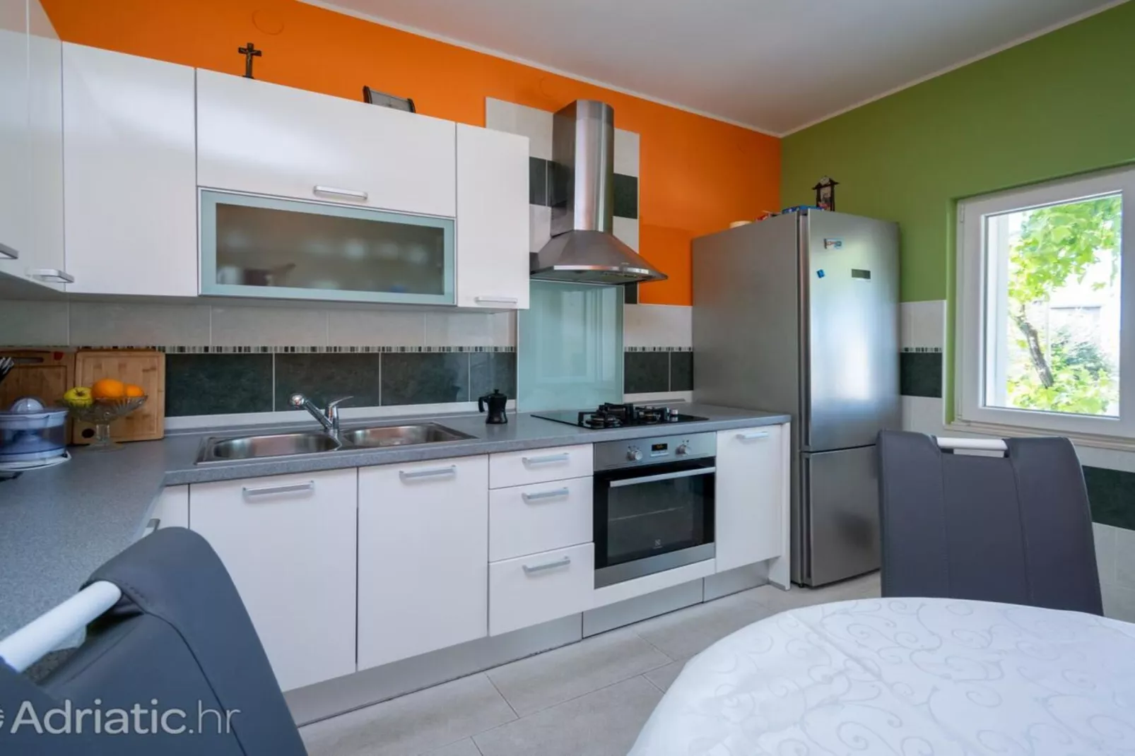 Holiday Home Violet - Three Bedroom Holiday Home-Kitchen