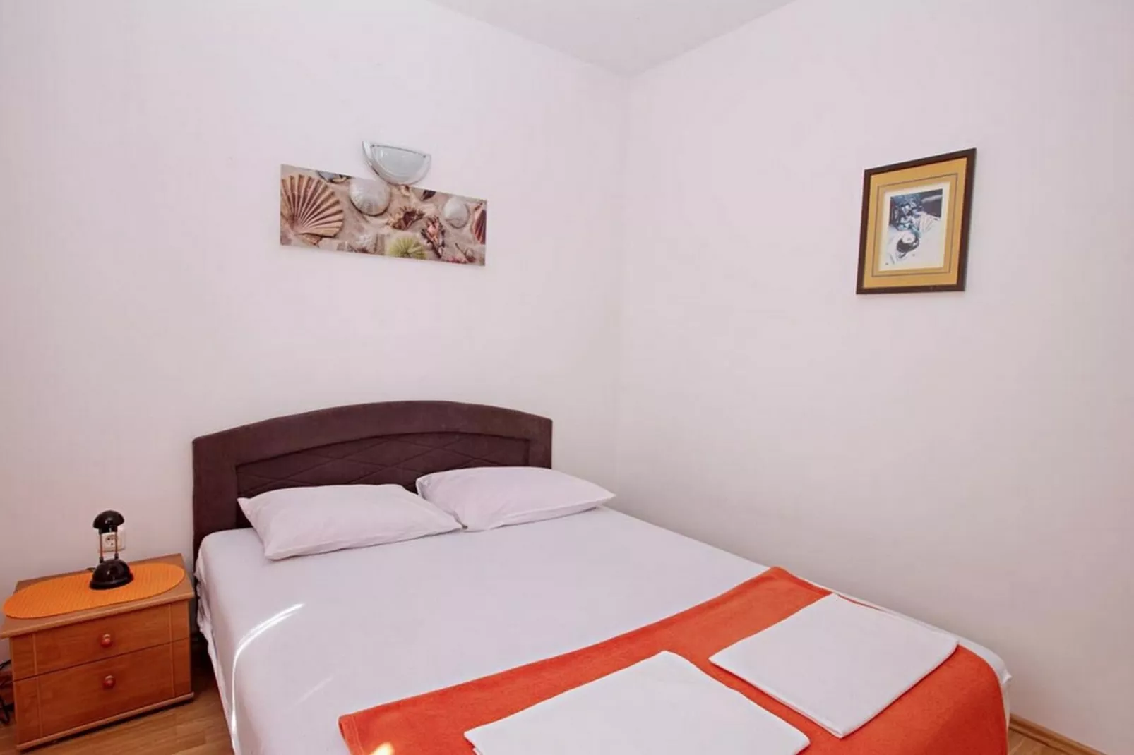 Apartments Villa Sarajevo - Two Bedroom Apartment with Terrace and Balcony-Schlafzimmer