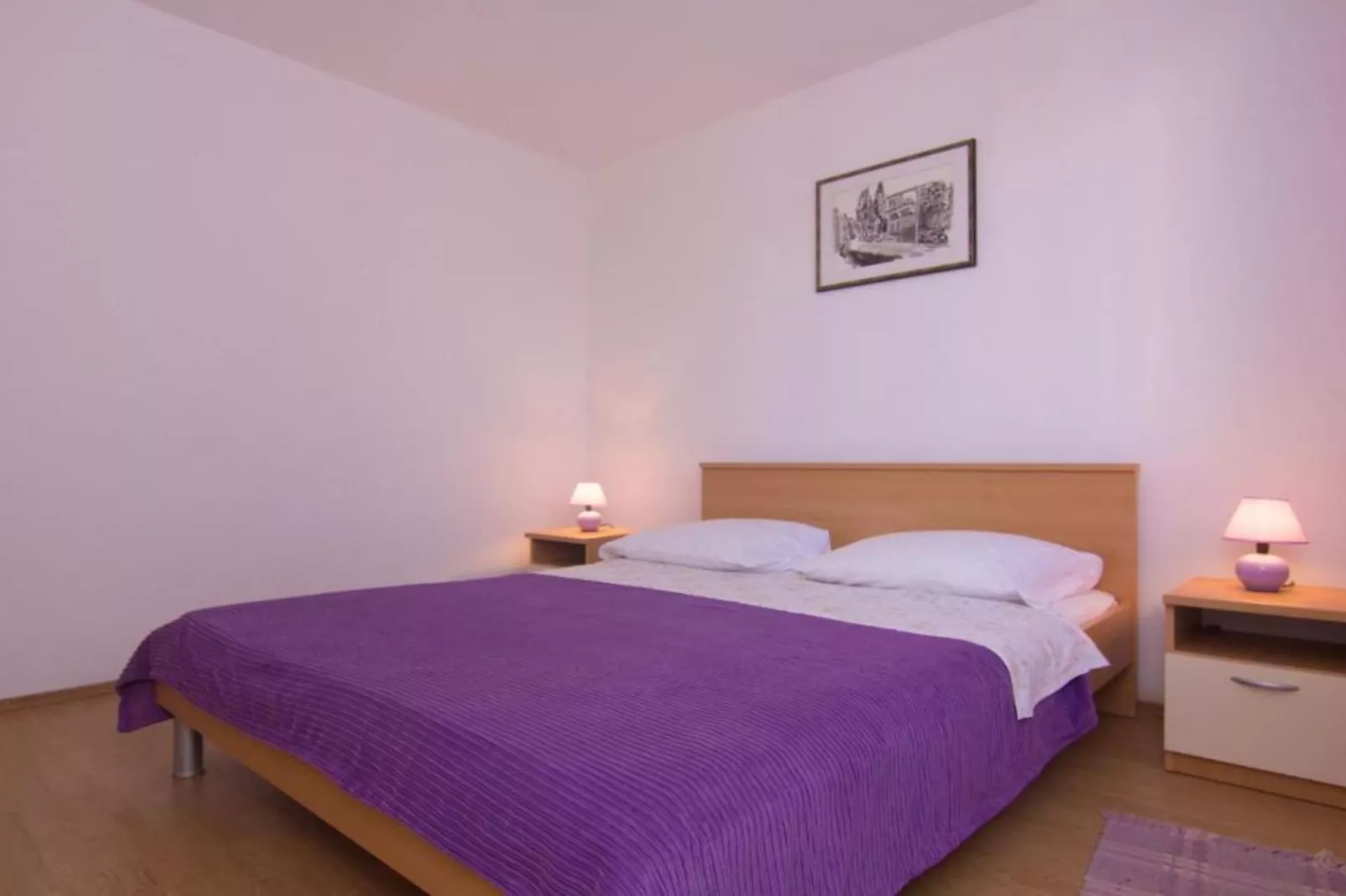 Apartment Magdic - Two Bedroom Apartment with Terrace-Schlafzimmer