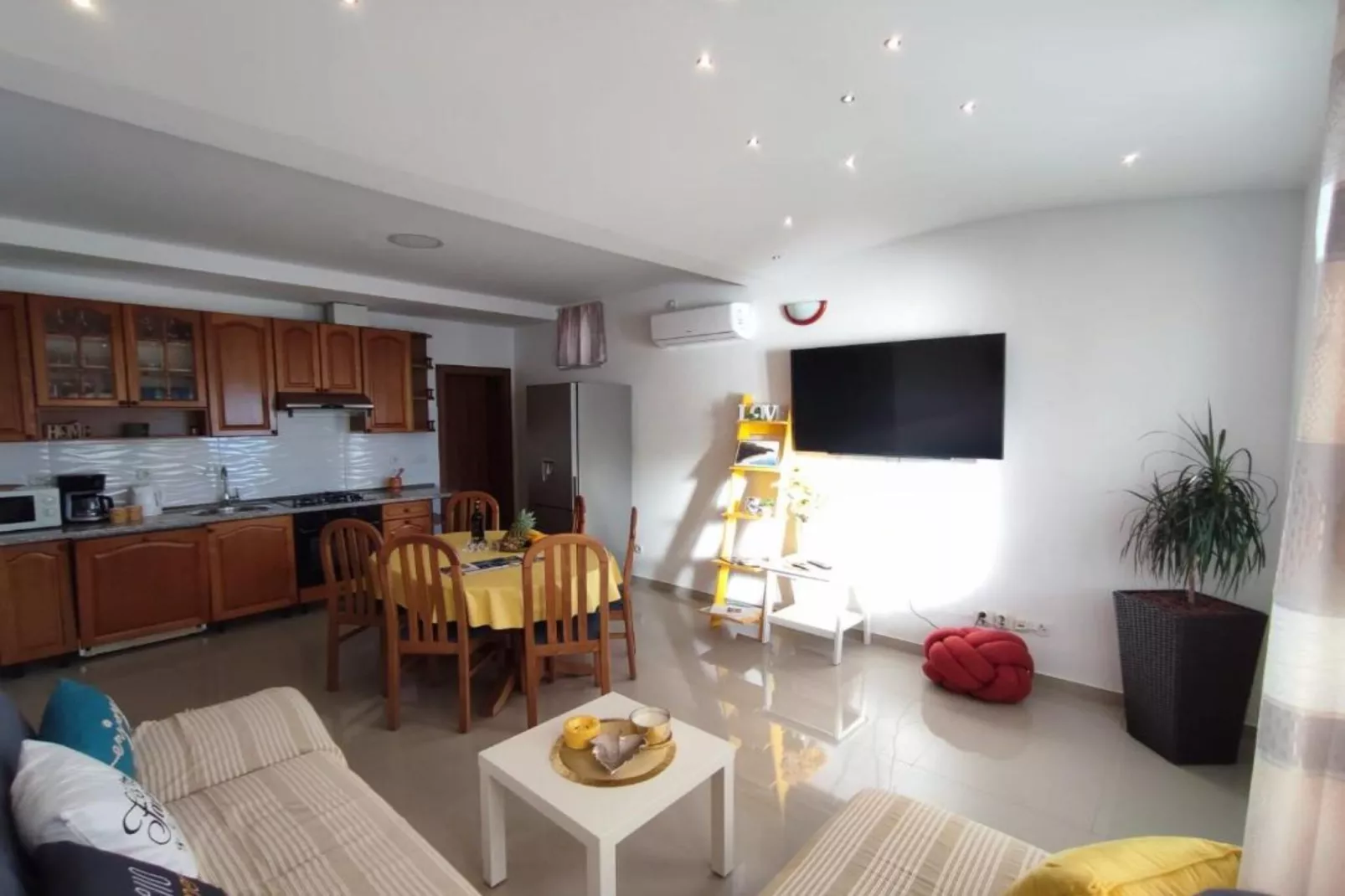 Villa Orada Superior Ground floor - 2 Bedroom apartment-Kitchen