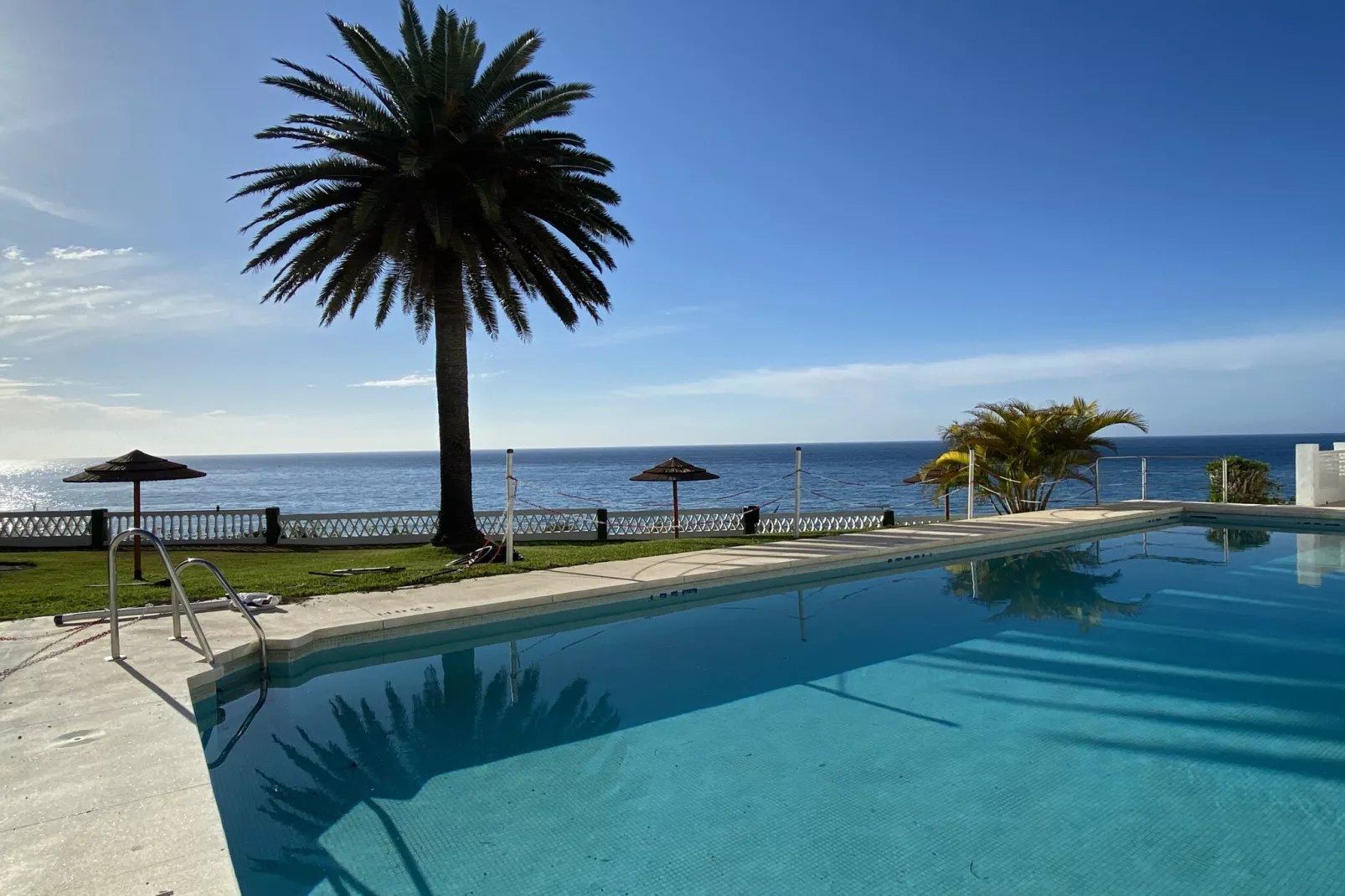 Acapulco Playa 412 by Casasol-Swimming pool