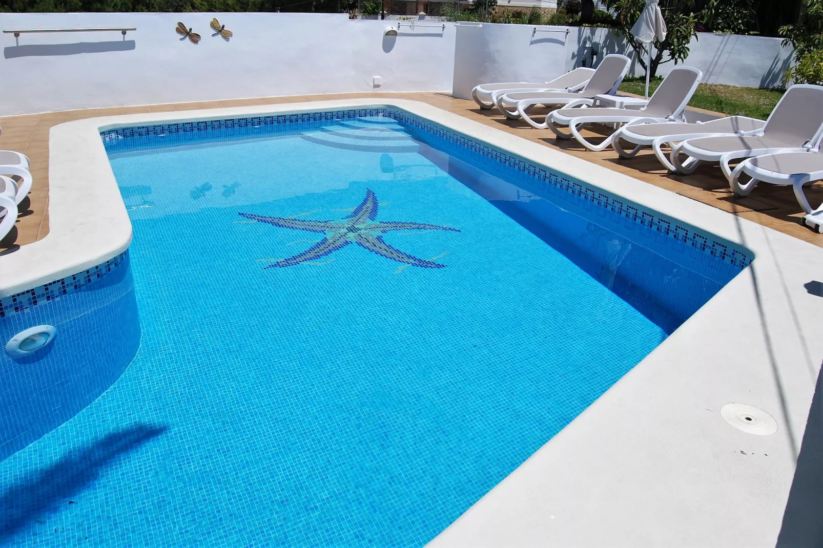 Villa Sandra Top Floor Escape by Casasol-Swimming pool