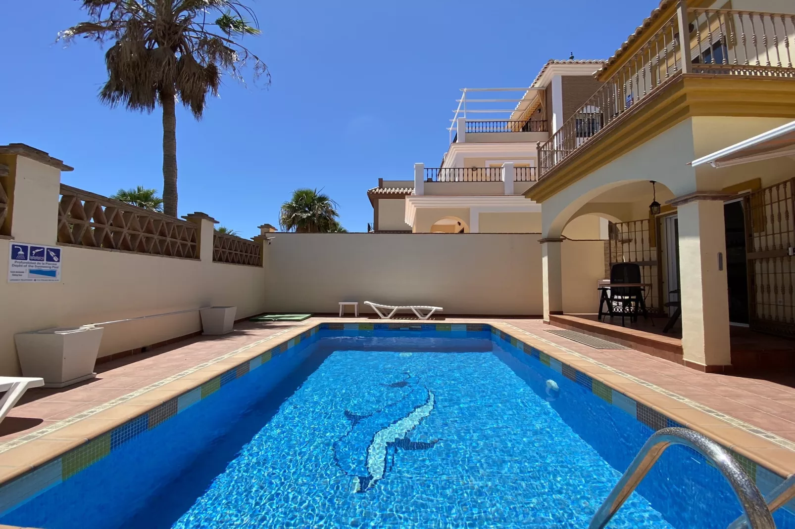 Villa Madrid Private Pool by Casasol-Swimming pool