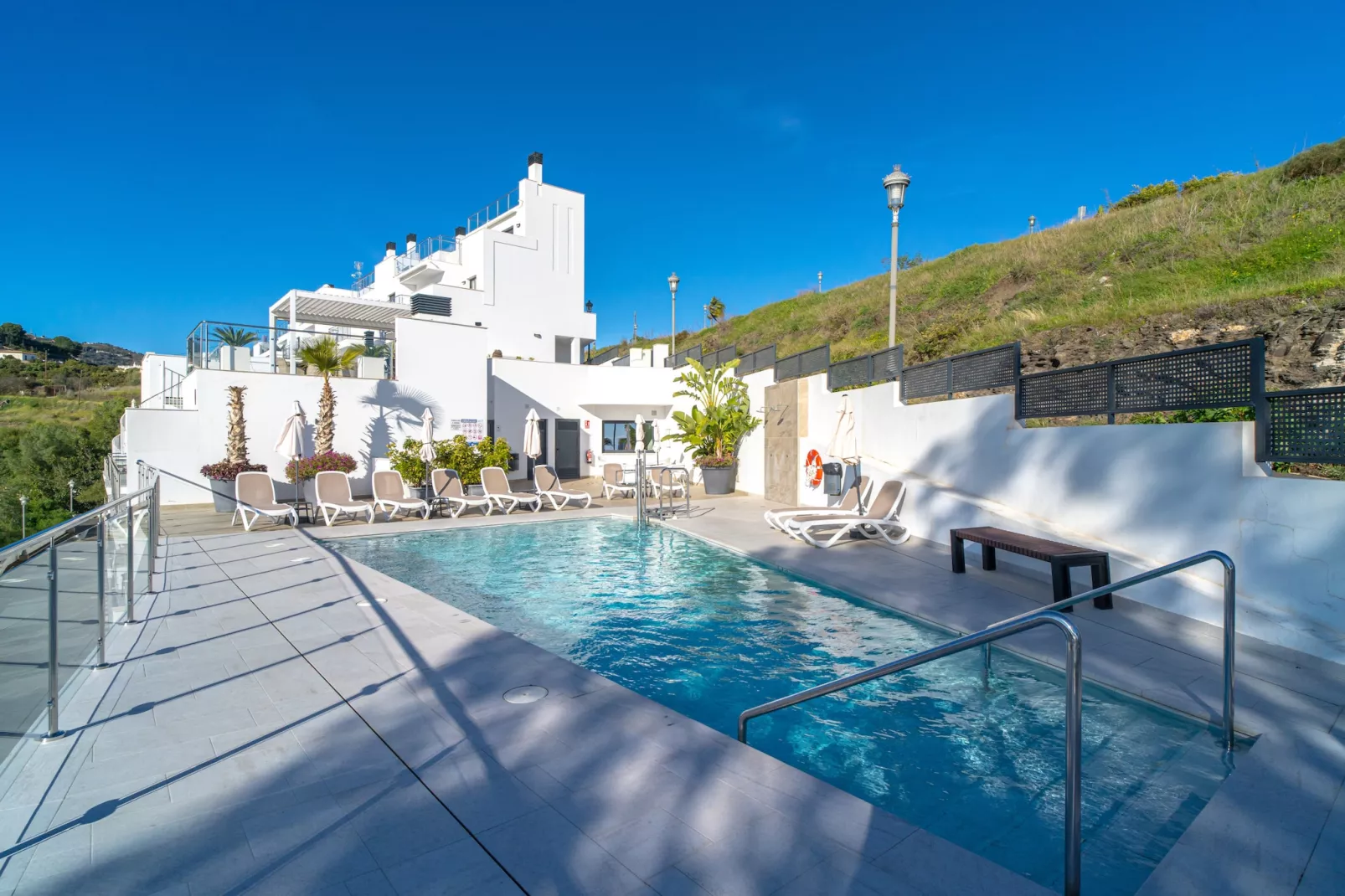 Penthouse Balcon del Mar 123 by Casasol-Swimming pool