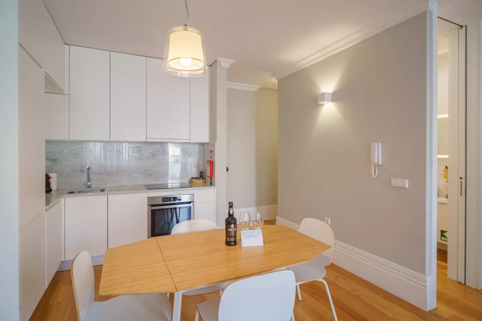 Feel Porto Downtown Charming Apartment I-Kitchen