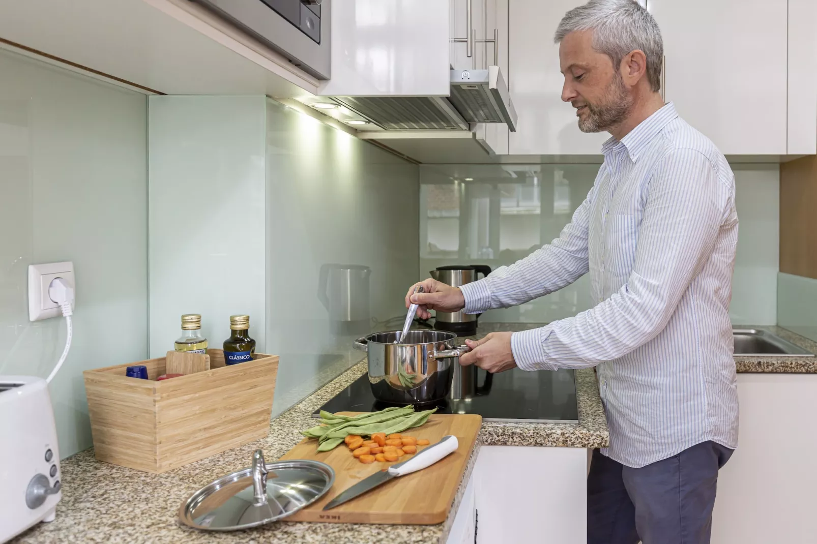 Feel Corporate Housing Marquês I-Cuisine