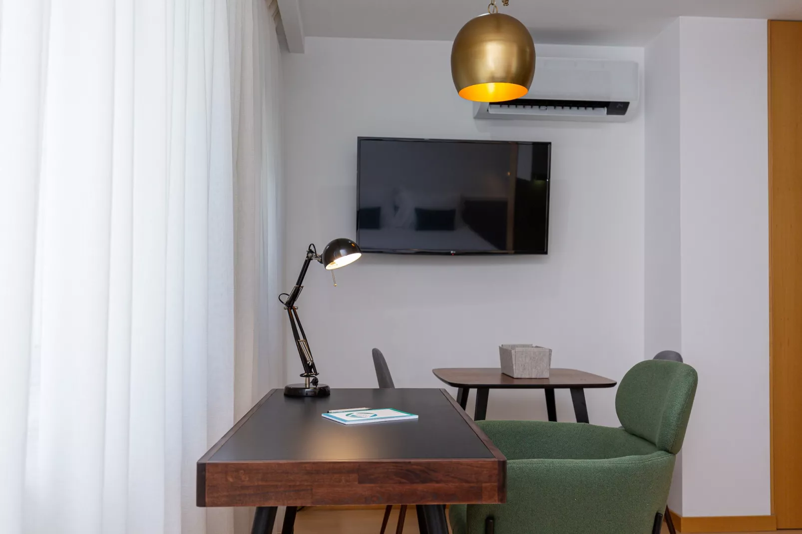 Feel Corporate Housing Marquês III-Wohnzimmer