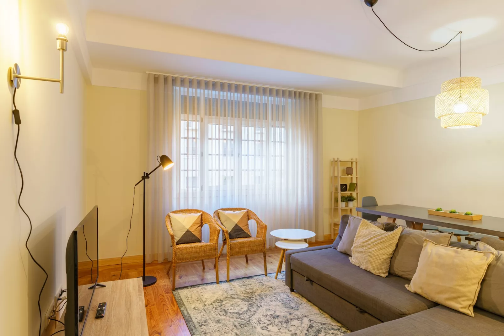 Feel Porto Downtown Woods Flat-Salon