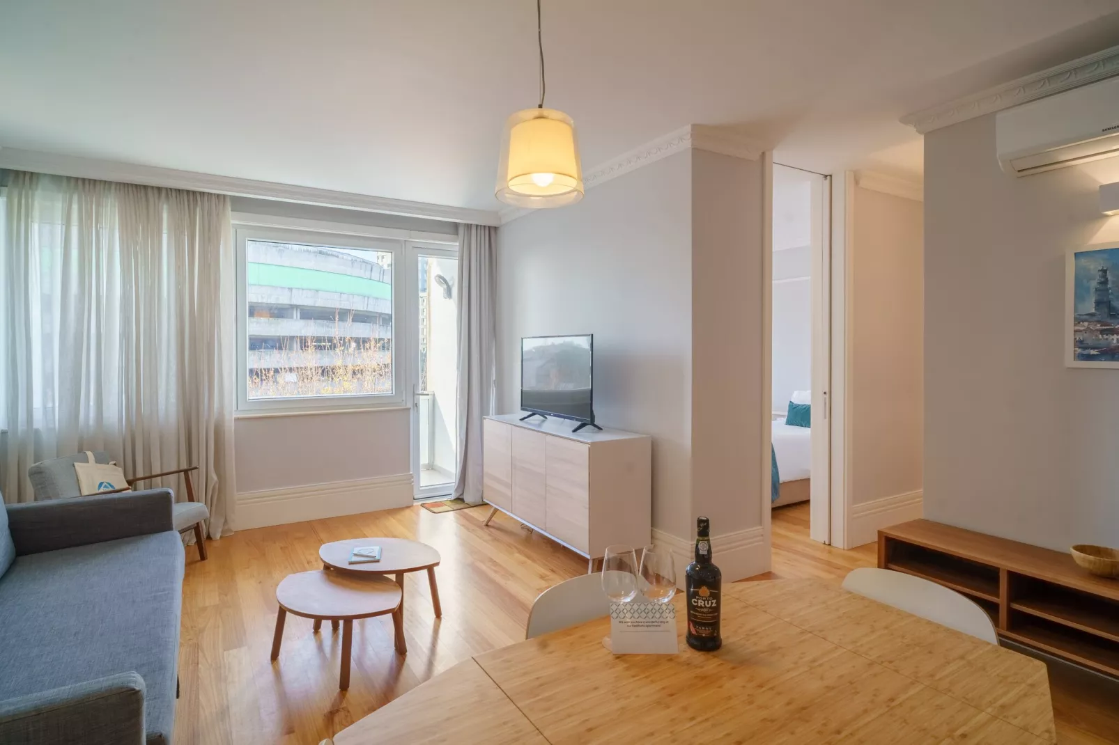 Feel Porto Downtown Charming Apartment II-Living room
