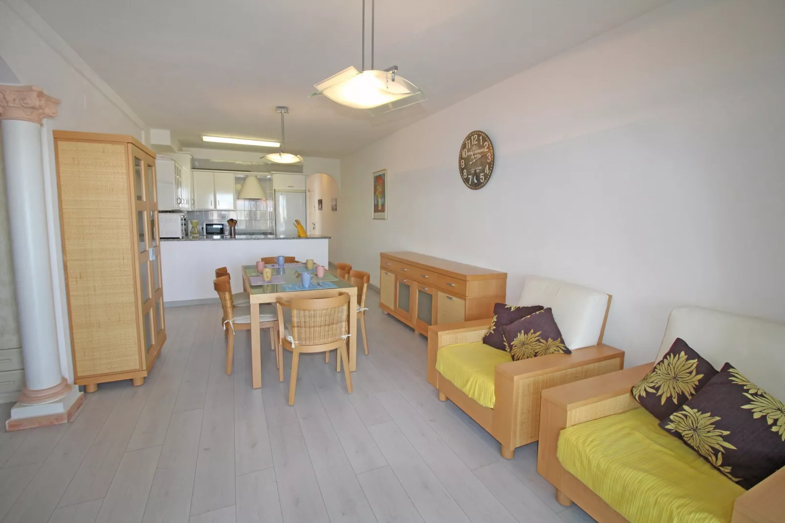 0183-SANT MAURICI 211 2º 1 + PRK 3-Living room