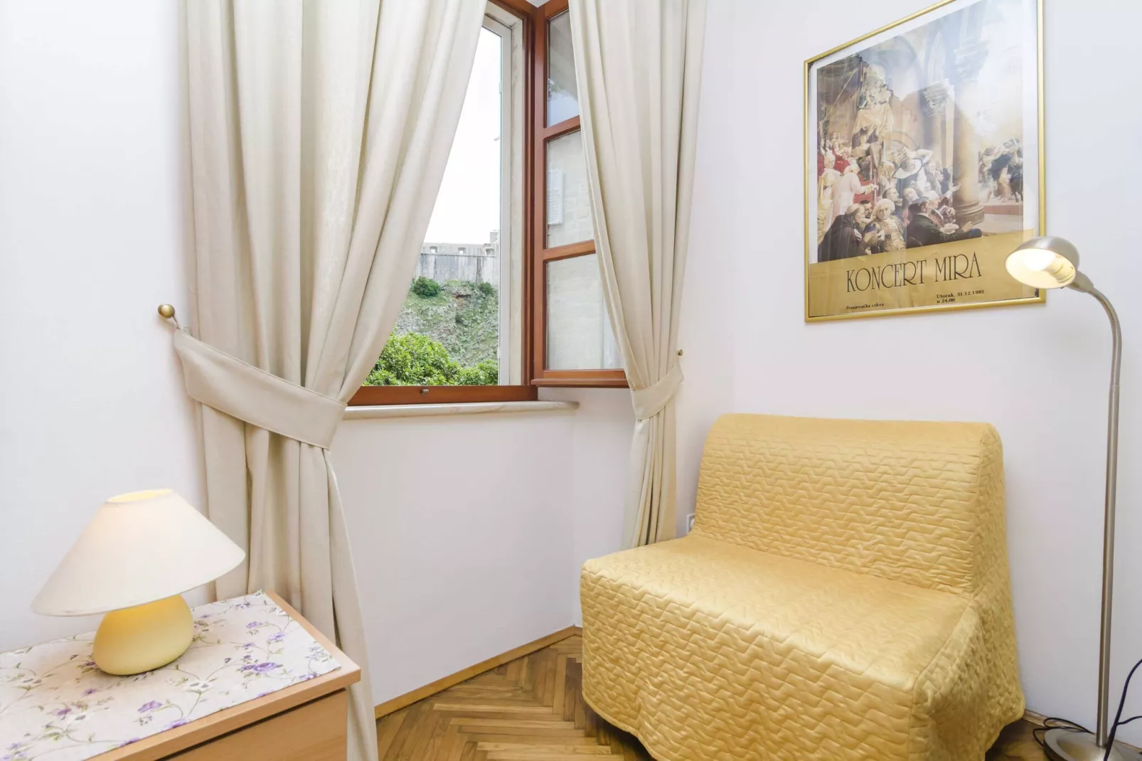 Rooms Lovrijenac -Twin or Double Room with Sea View (3)-Schlafzimmer