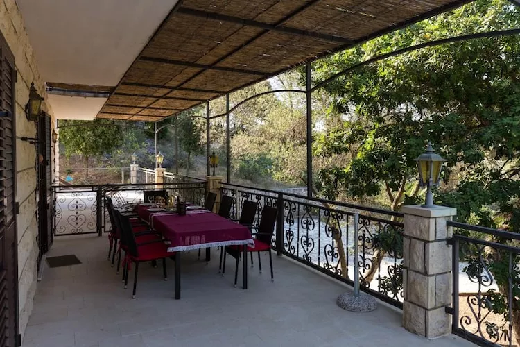 Rooms Villa Bašica - Basic Double Room with Forest View (Soba 1)