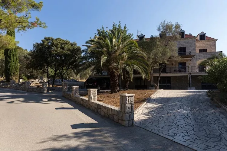 Rooms Villa Bašica - Premium Double Room with Balcony and Sea View (Soba 4)-Outdoor