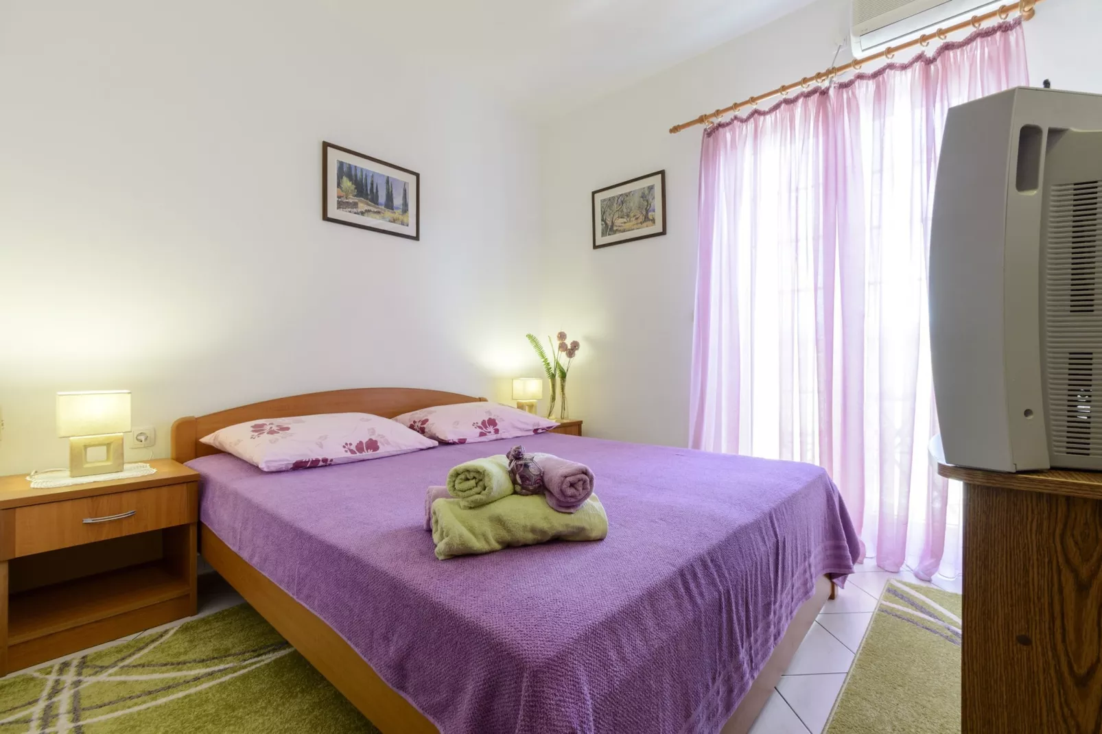 Oreb Dream Apartments - Two Bedroom Apartment with Terrace and Sea View (Apartment 4)-Bedroom