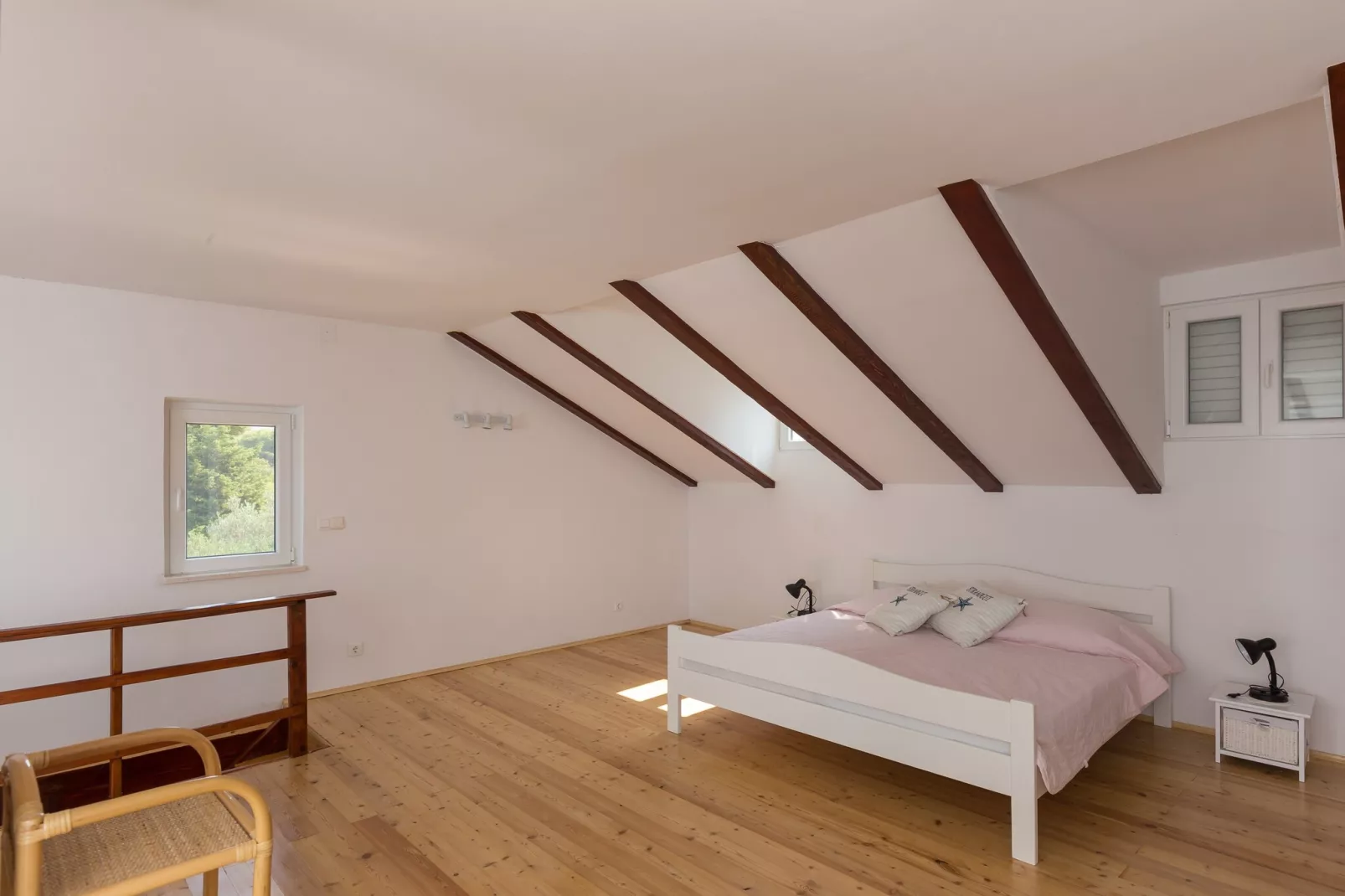 Holiday Home Jekavac -Three Bedroom Apartment with Terrace and Sea View-Chambre
