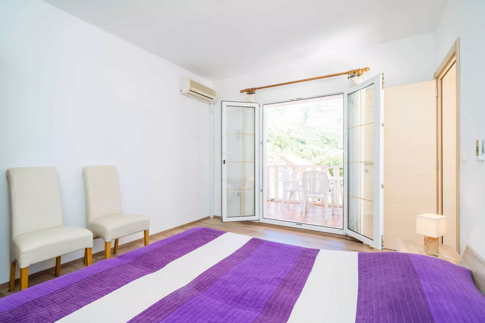 Apartments Marnic Blue Chill-Comfort One Bedroom Apartment  with Balcony and Sea View(A4)-Schlafzimmer