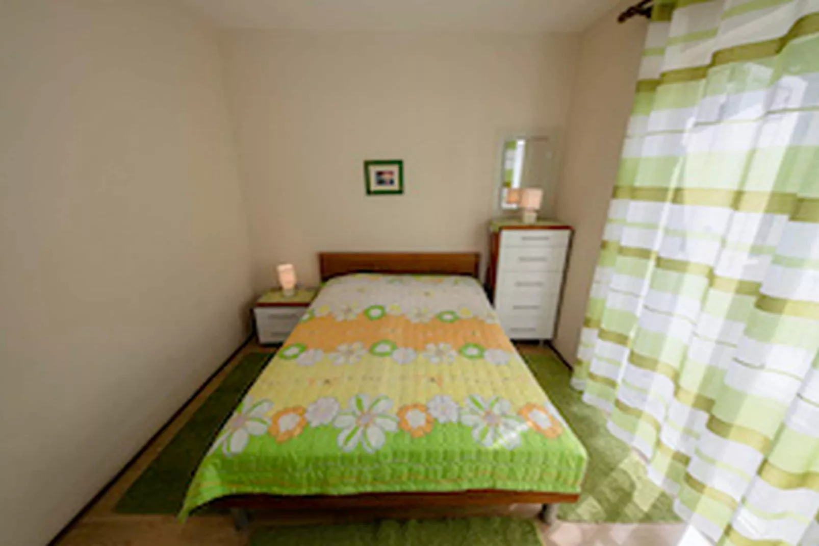 Apartments & Rooms Green Bay - Double Room with Balcony  (Room 4)-Schlafzimmer