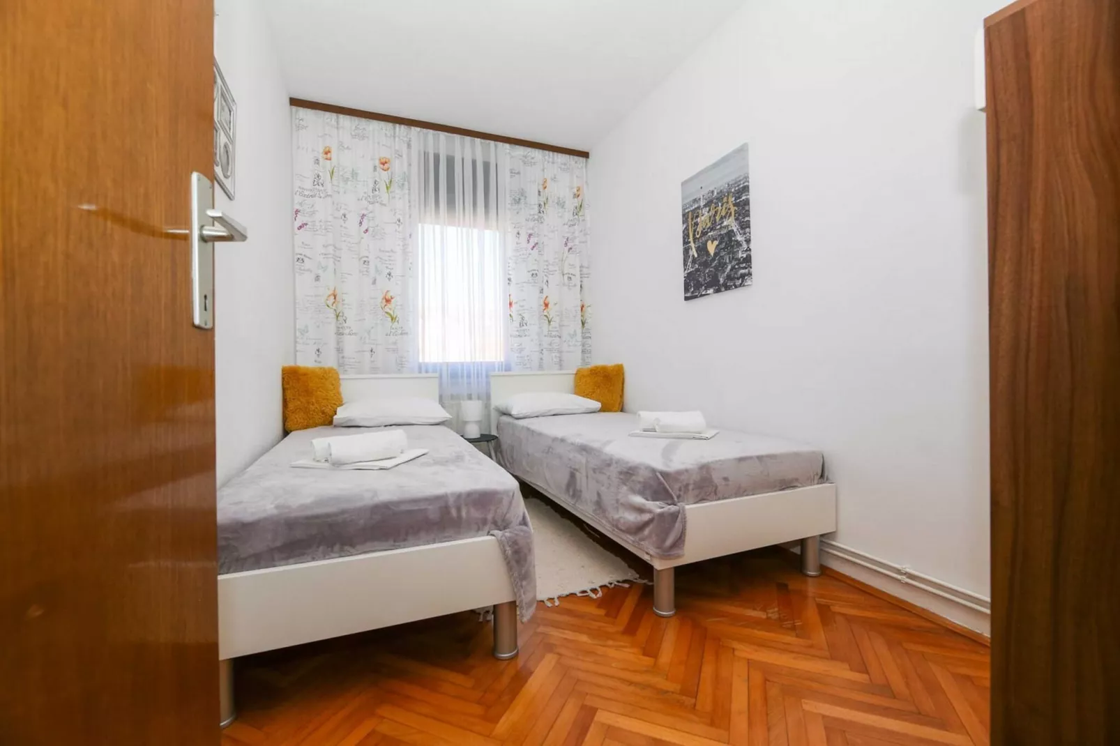 Apartment Kosor - Three Bedroom Apartment with Terrace and Sea view-Bedroom