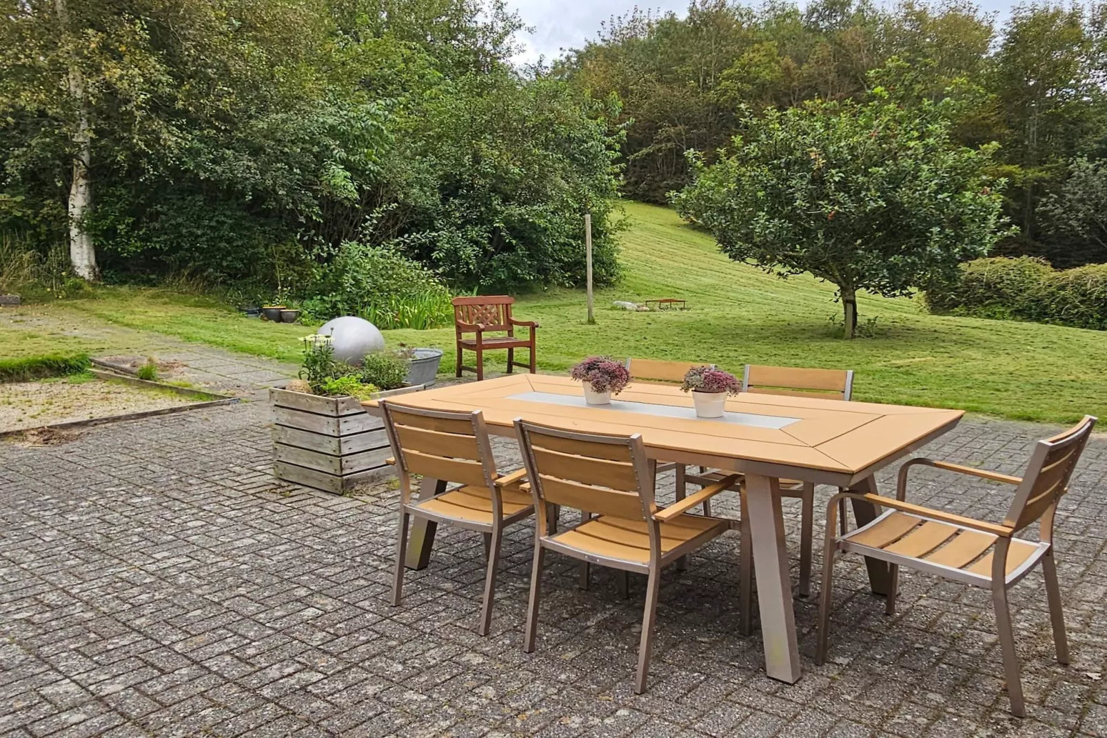 T1 Business enkeltværelsese-Outdoor