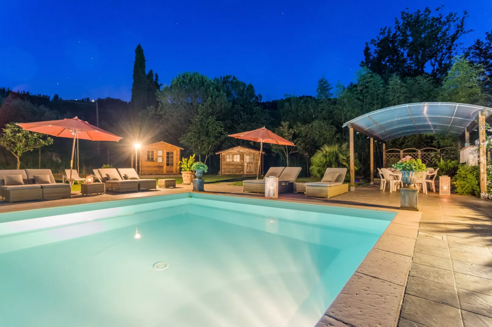 Bicocche Stone Farmhouse-Schwimmbad