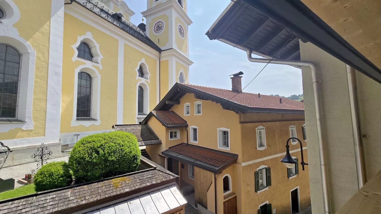 Hopfgarten Alpin Living Top 1 und 2-View in summer