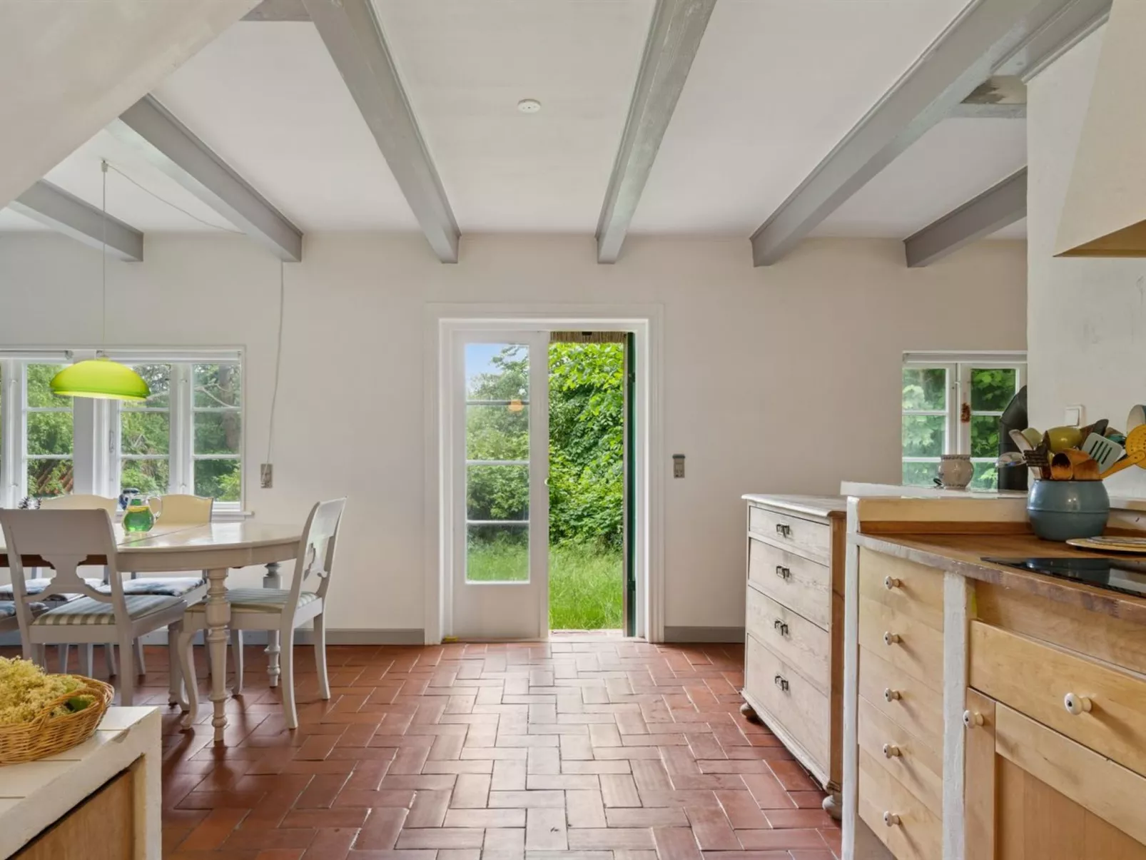 "Dorti" - 3.4km from the sea-Inside