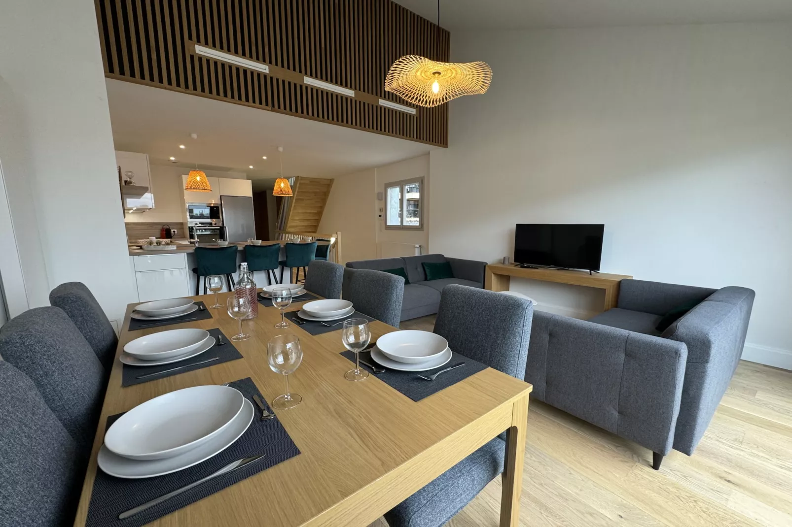 Le Corner - Ville - 8 pers - Rêve au Mans-Esszimmer