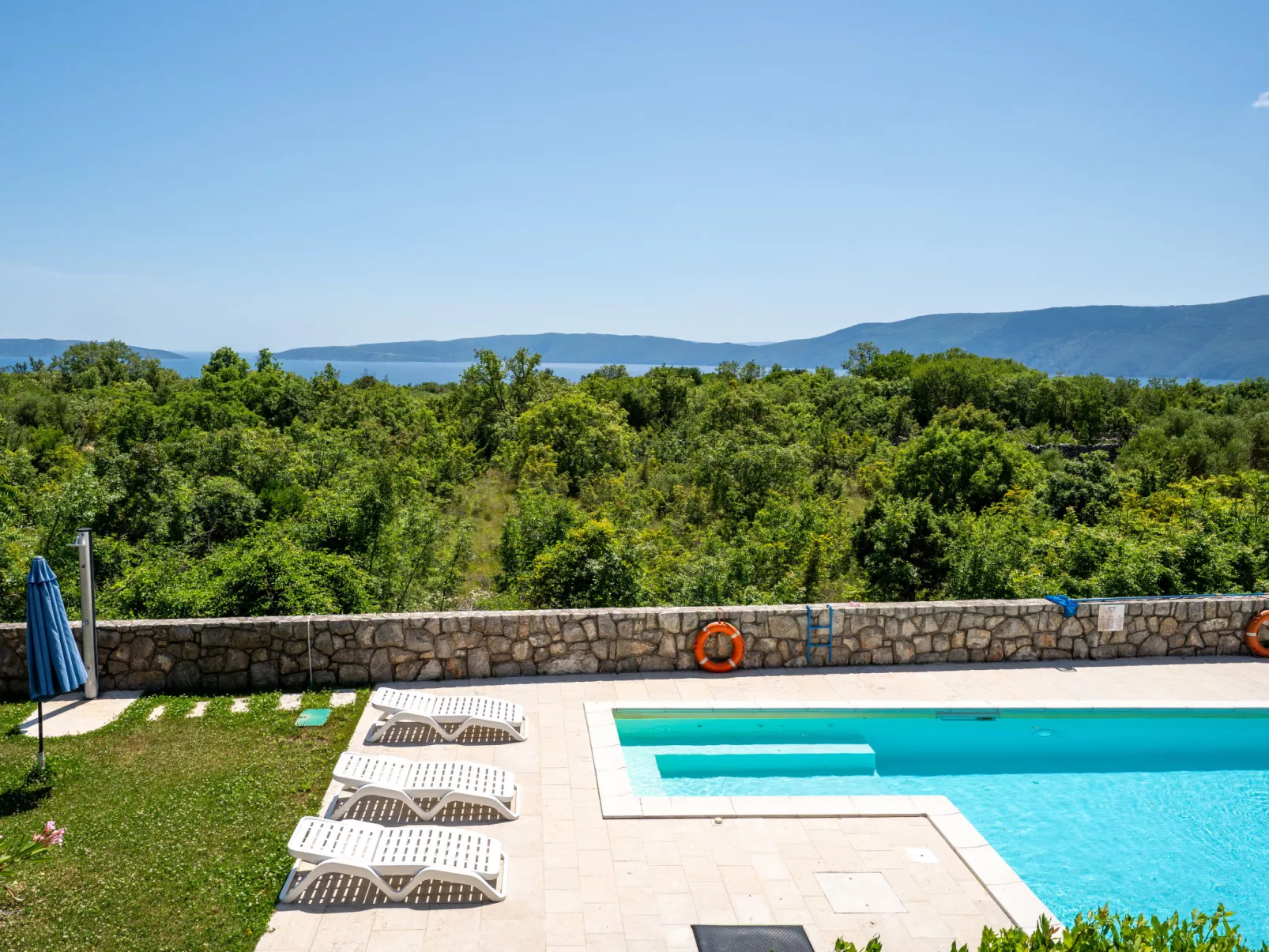 Wabi Sabi Resort 2-Dehors