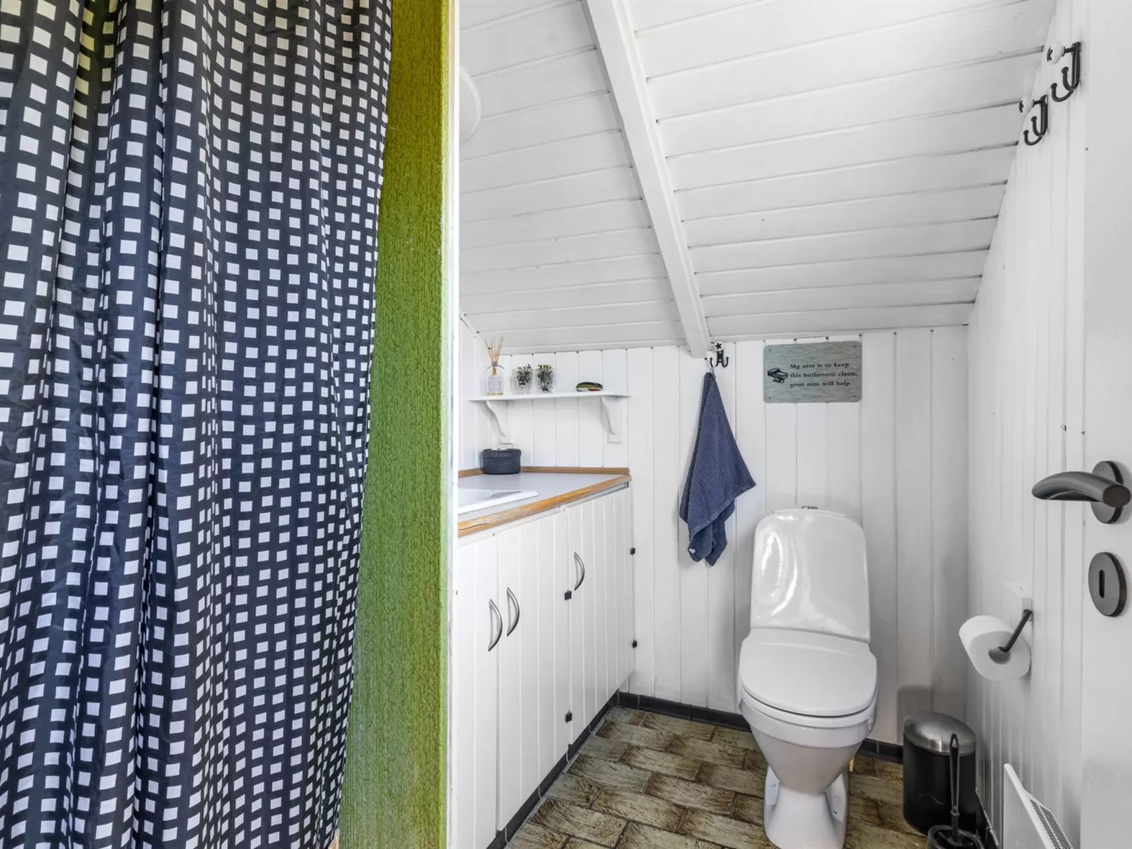 "Lovis" - 570m from the sea-Inside