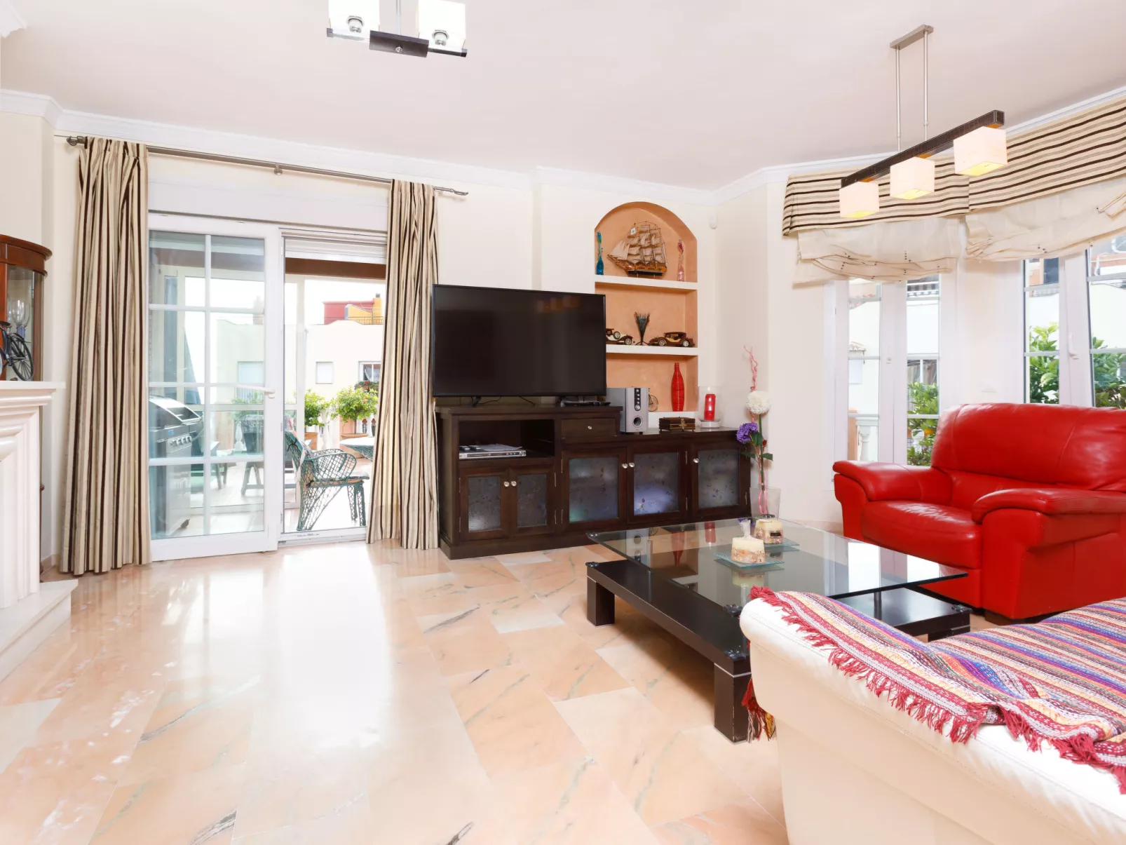 La Esperanza - Draußen