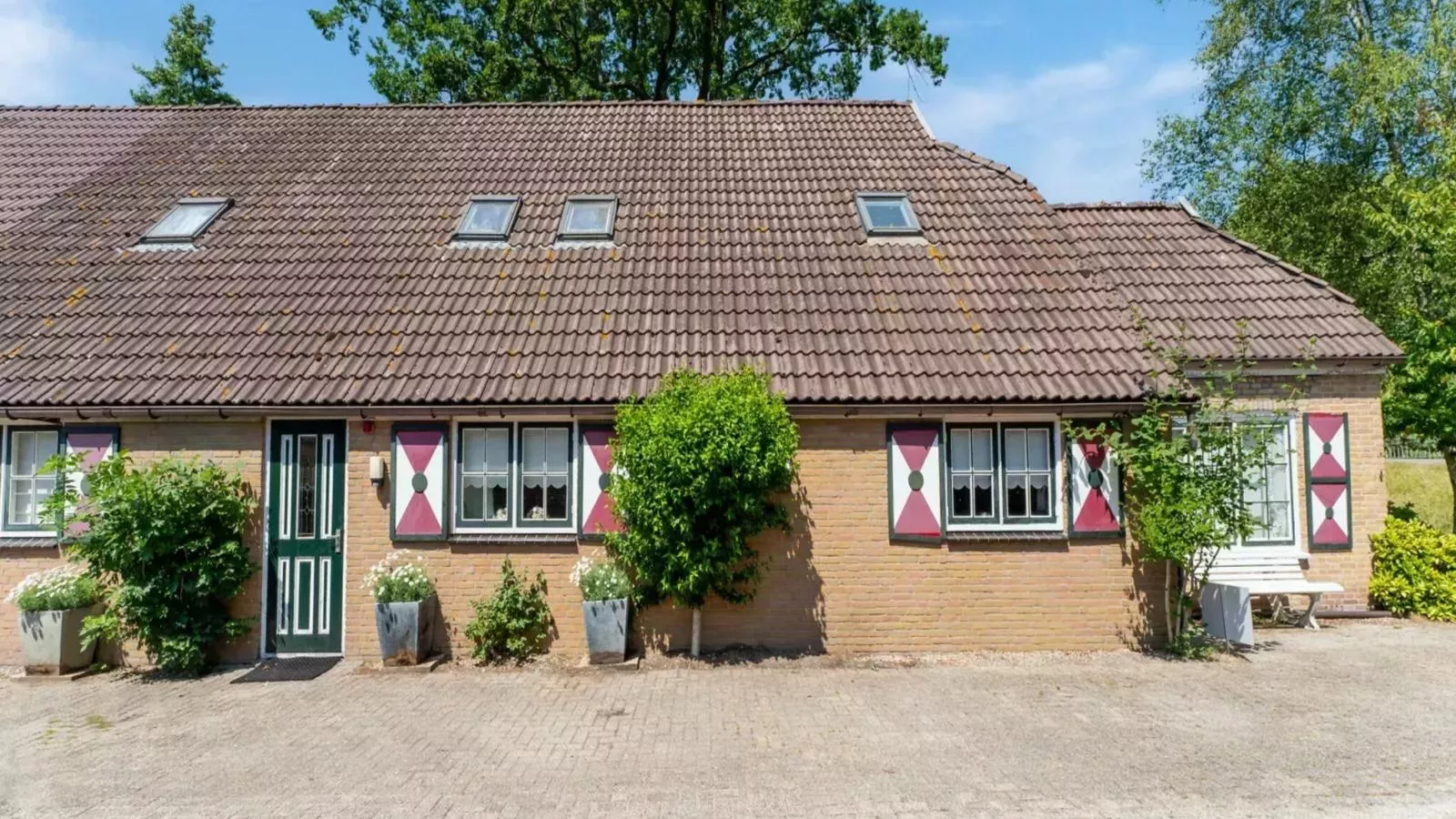Hoeve Ginette-Außenbereich Sommer