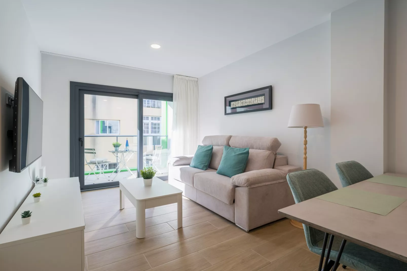 Urban Square 3A5 By CanariasGetaway-Living room