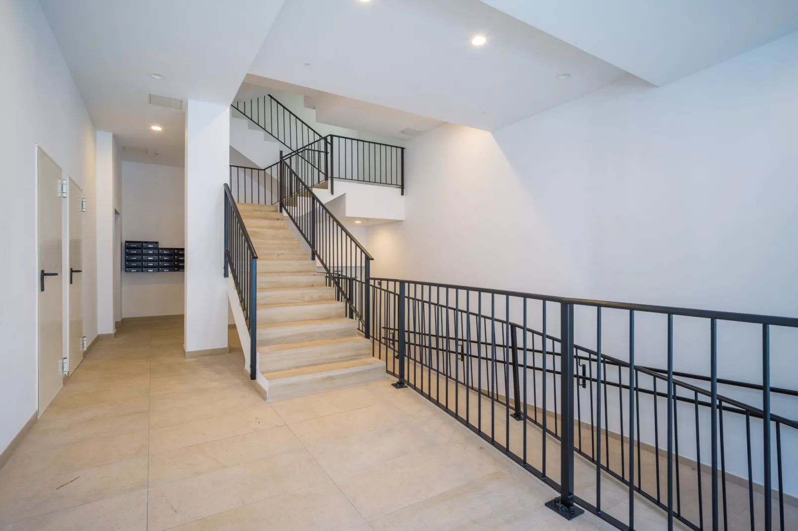 Deluxe Beachside 2C By CanariasGetaway-Hall & reception