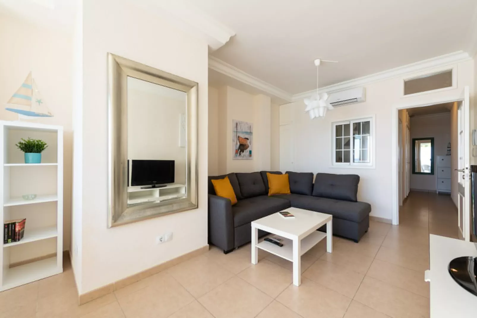 Front line with nice terrace By CanariasGetaway-Wohnzimmer