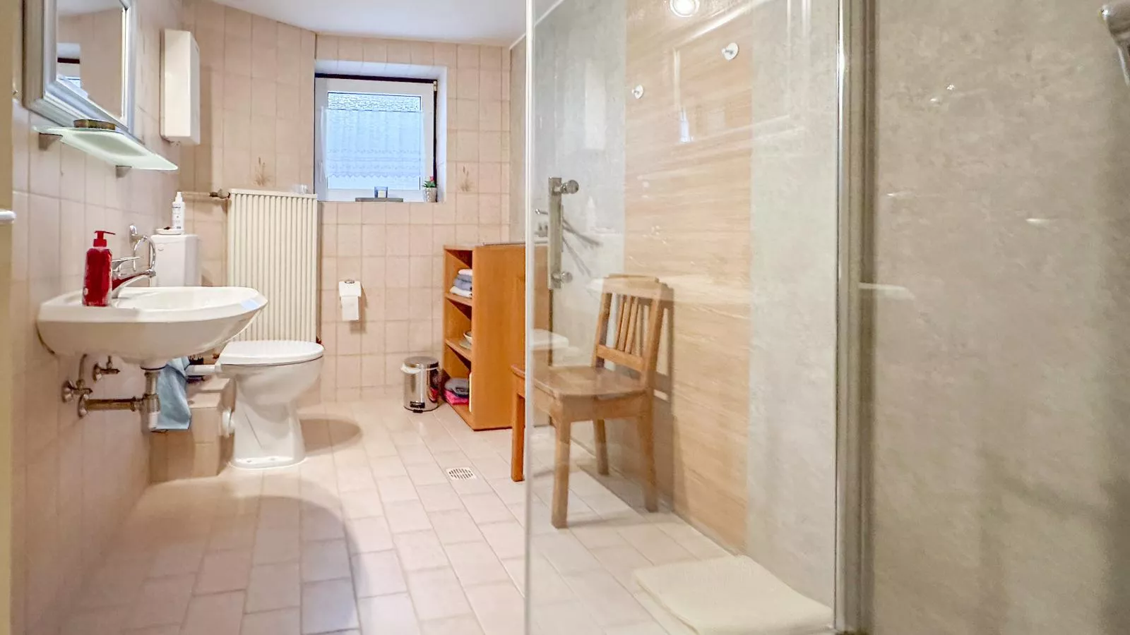 Trappen-Bathroom