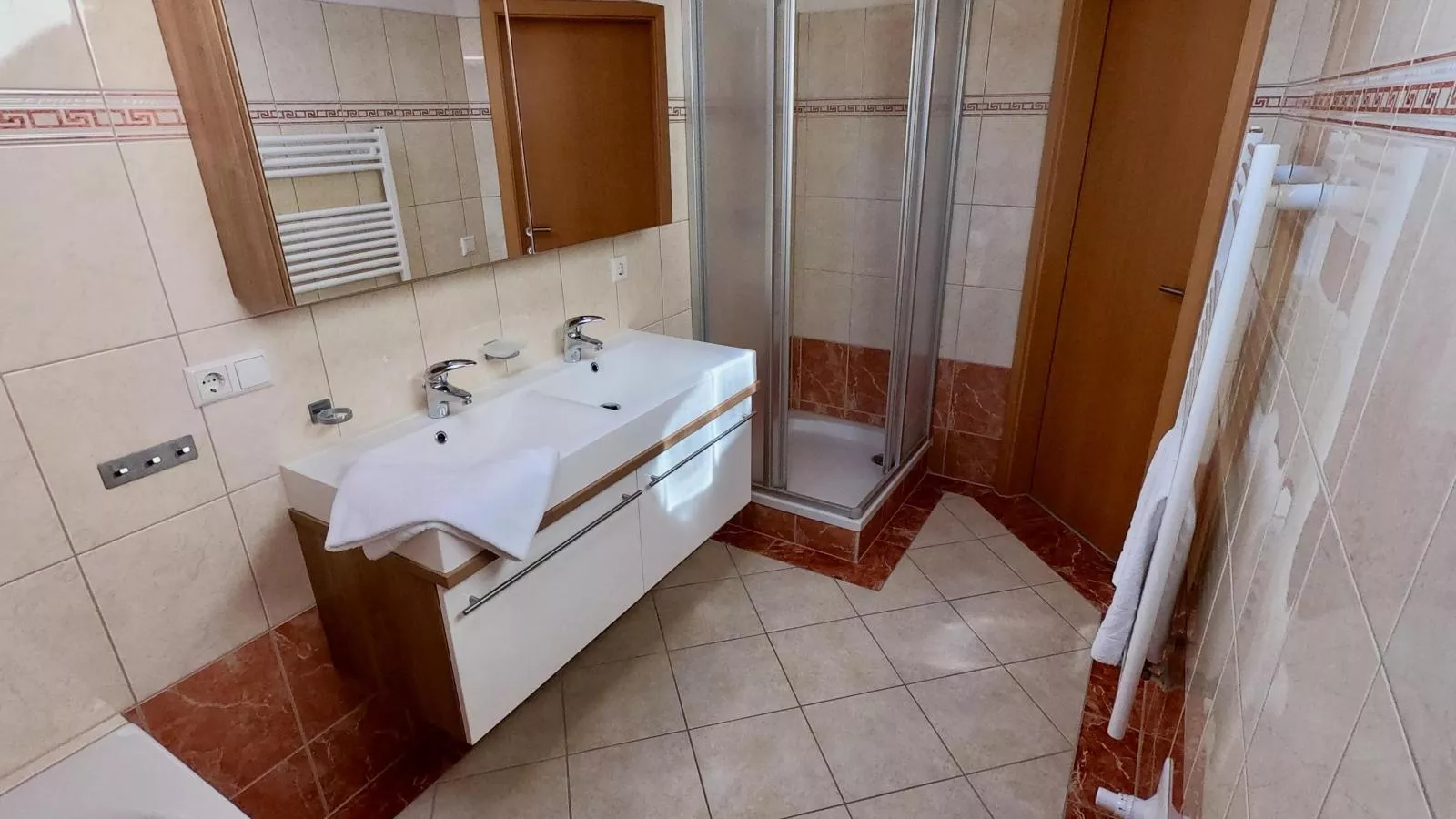 Casa Nostra-Bathroom