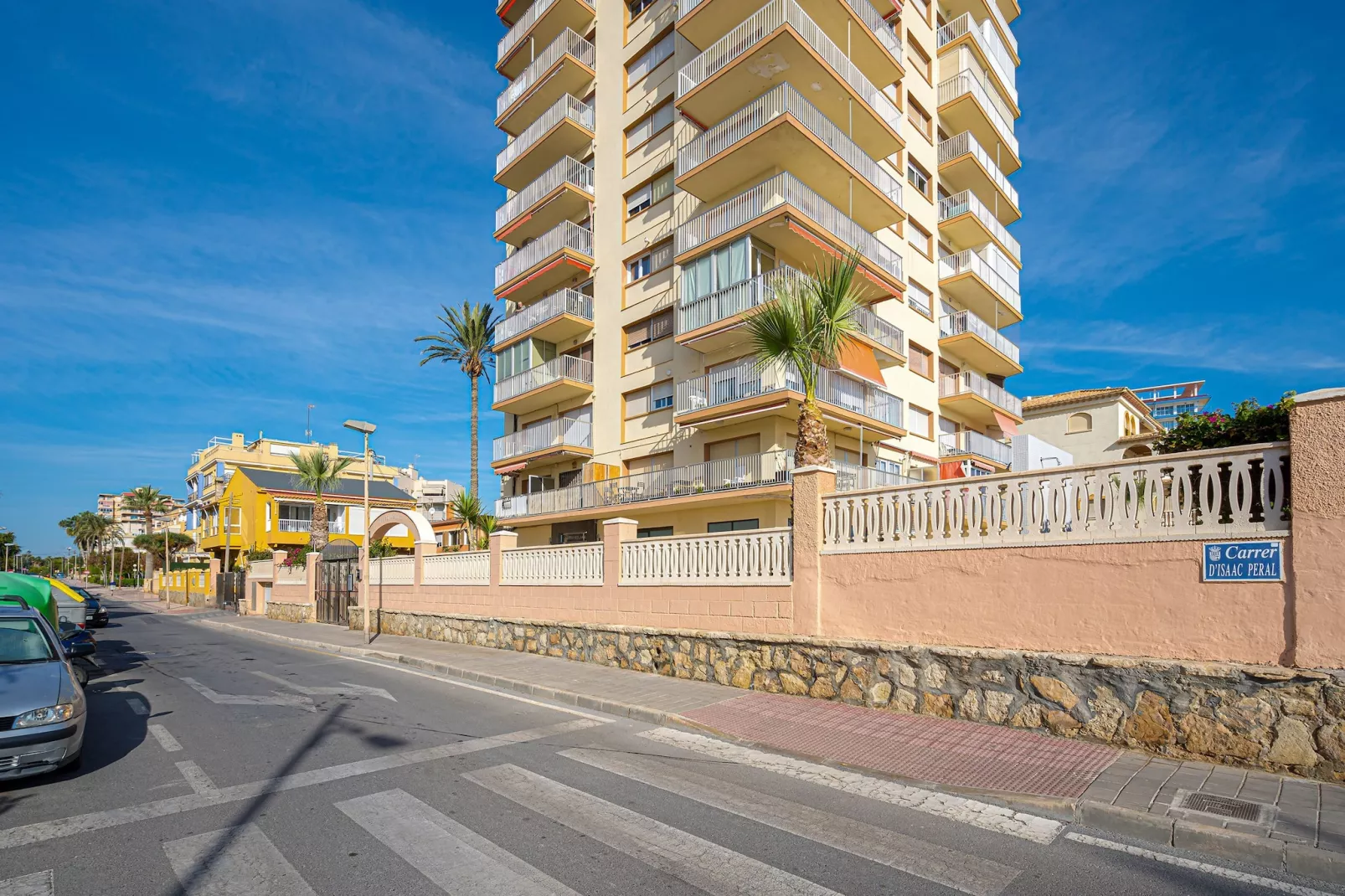 APARTAMENTO 1 LINEA-Außenbereich Sommer
