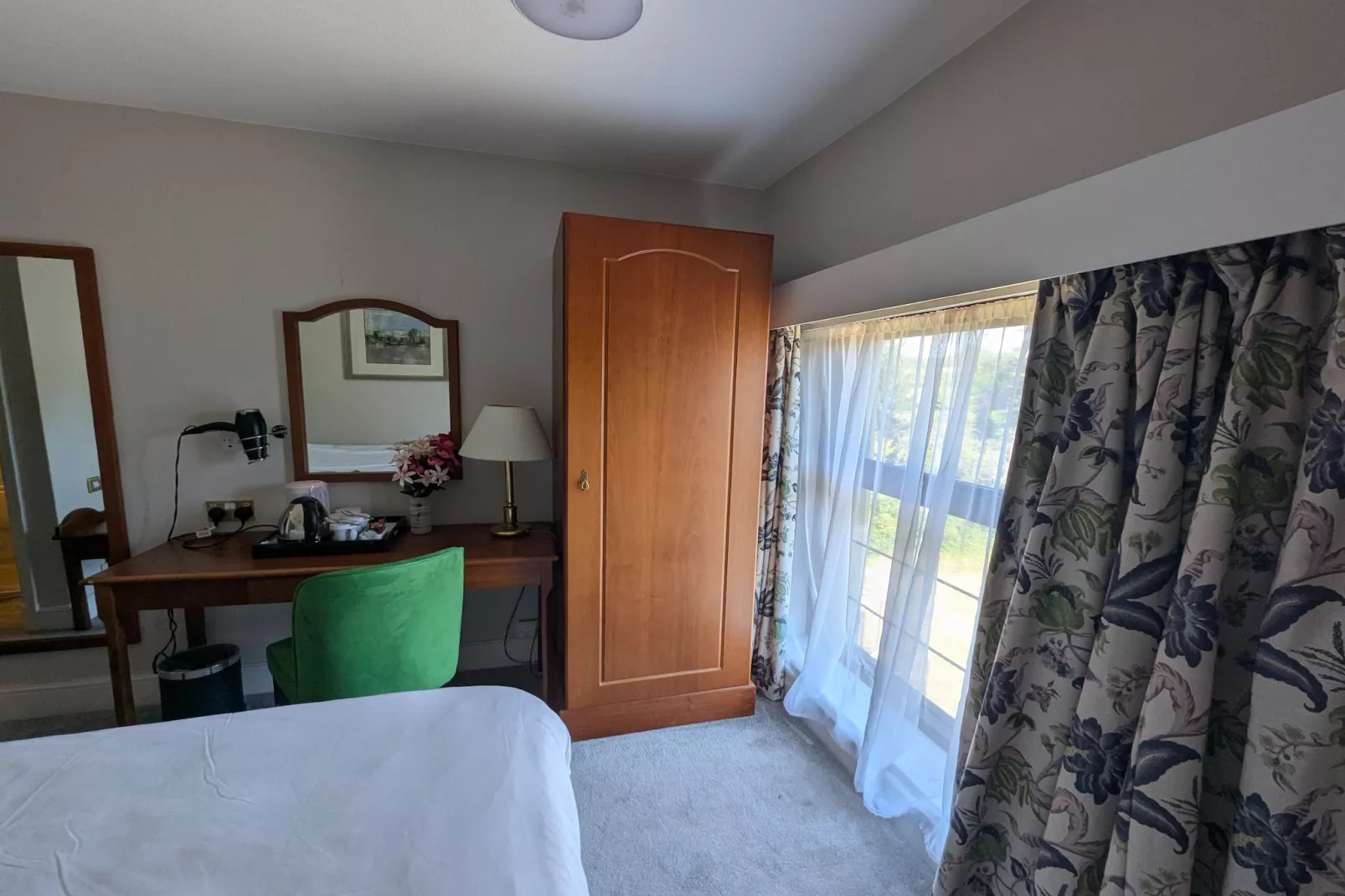 Newton Park Double Room-Schlafzimmer