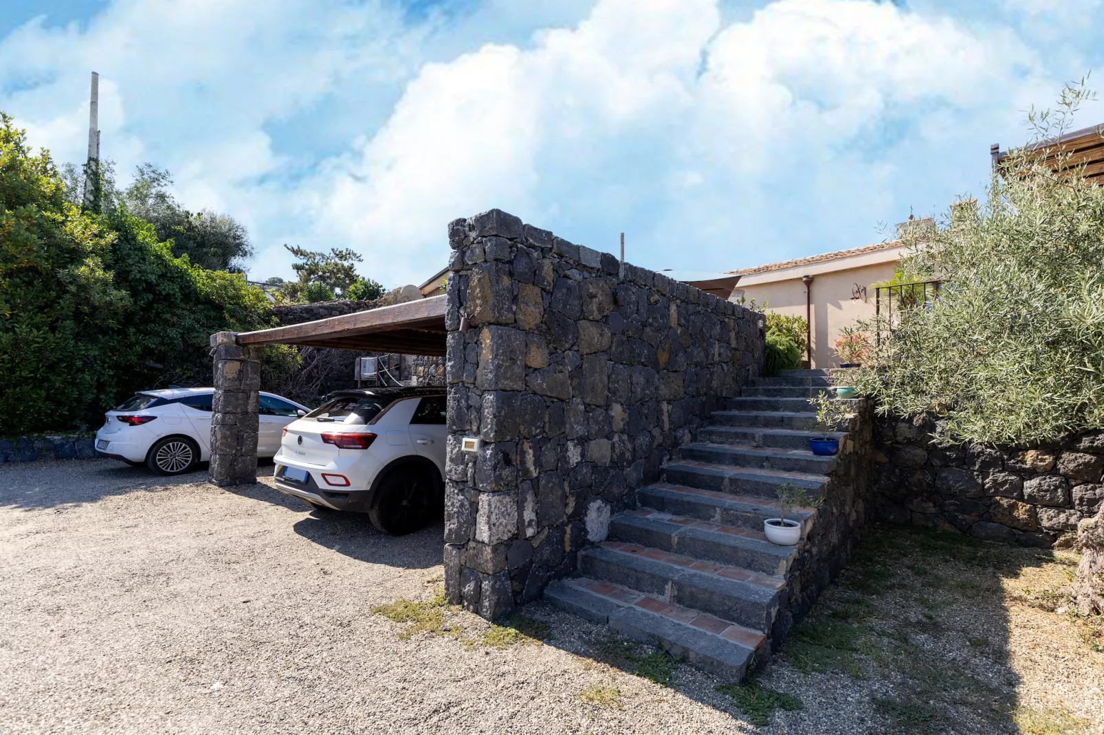 Appartamento La Cantina Villa di campagna NUOVO-Exterior in summer