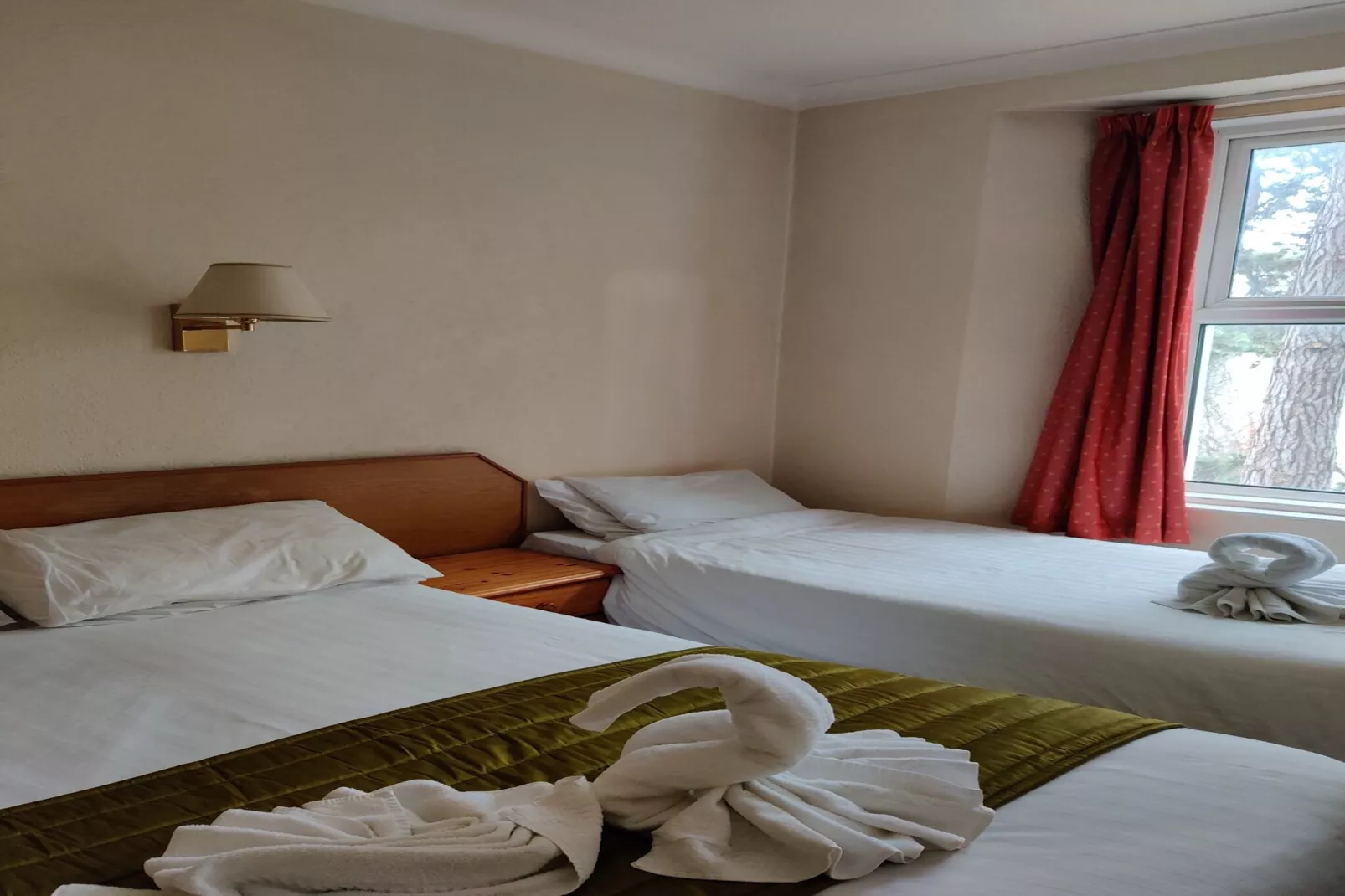 Standard Twin Room-Schlafzimmer