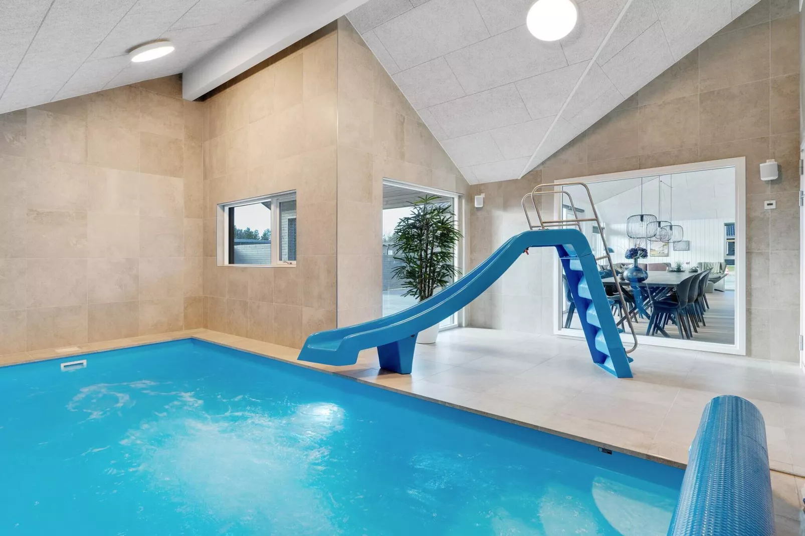 Luxury Villa with Pool - By Traum Ferienwohnungen-Swimming pool