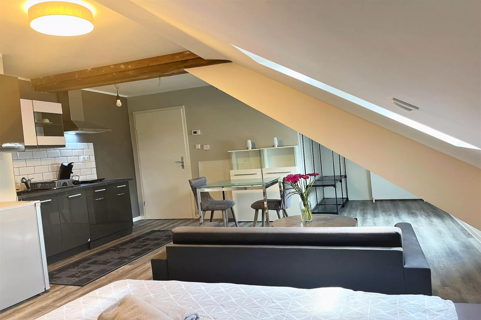 PH5 Pellinger-Hof Studio Apartment-Living room