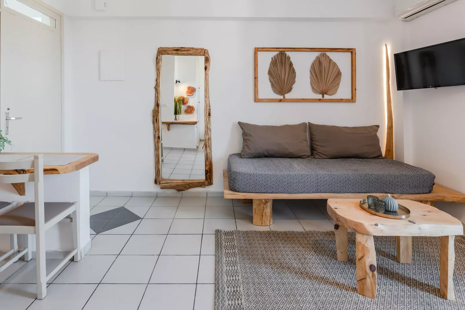 Kalimera studio 3-Living room