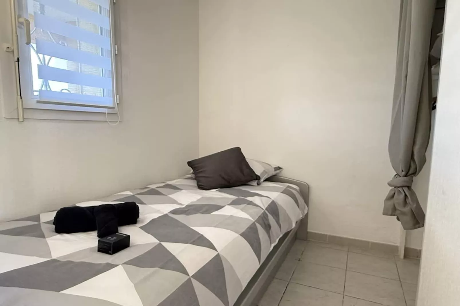 35 GRAMIN-Bedroom