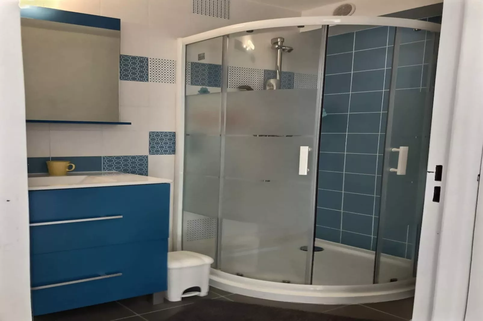 167 GIMENEZ-Bathroom