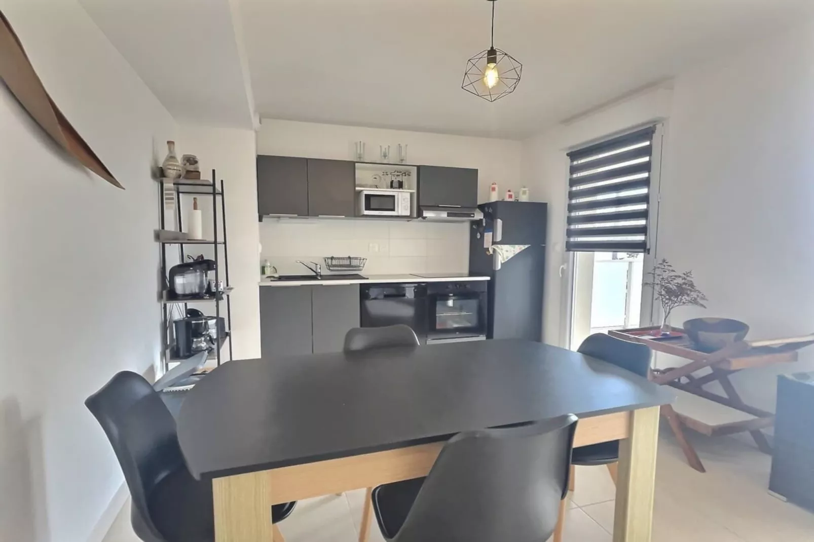 LOU 197 BRISTIEL-Kitchen