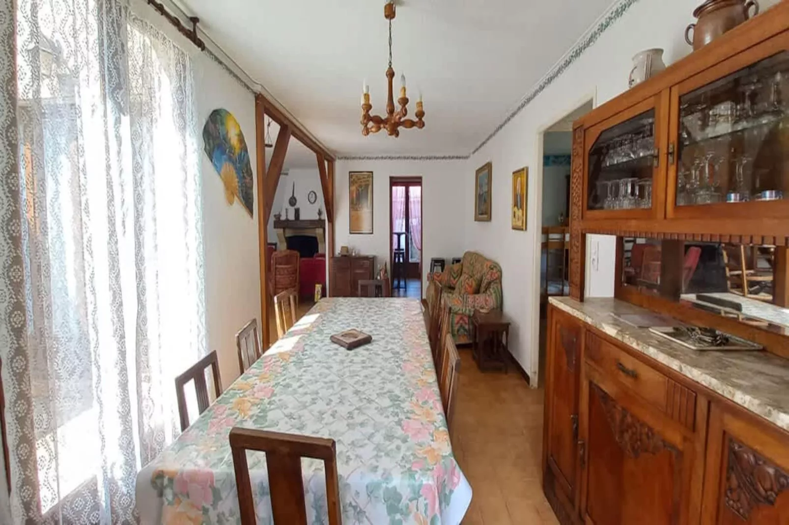LOU 207 FAGES-Dining room