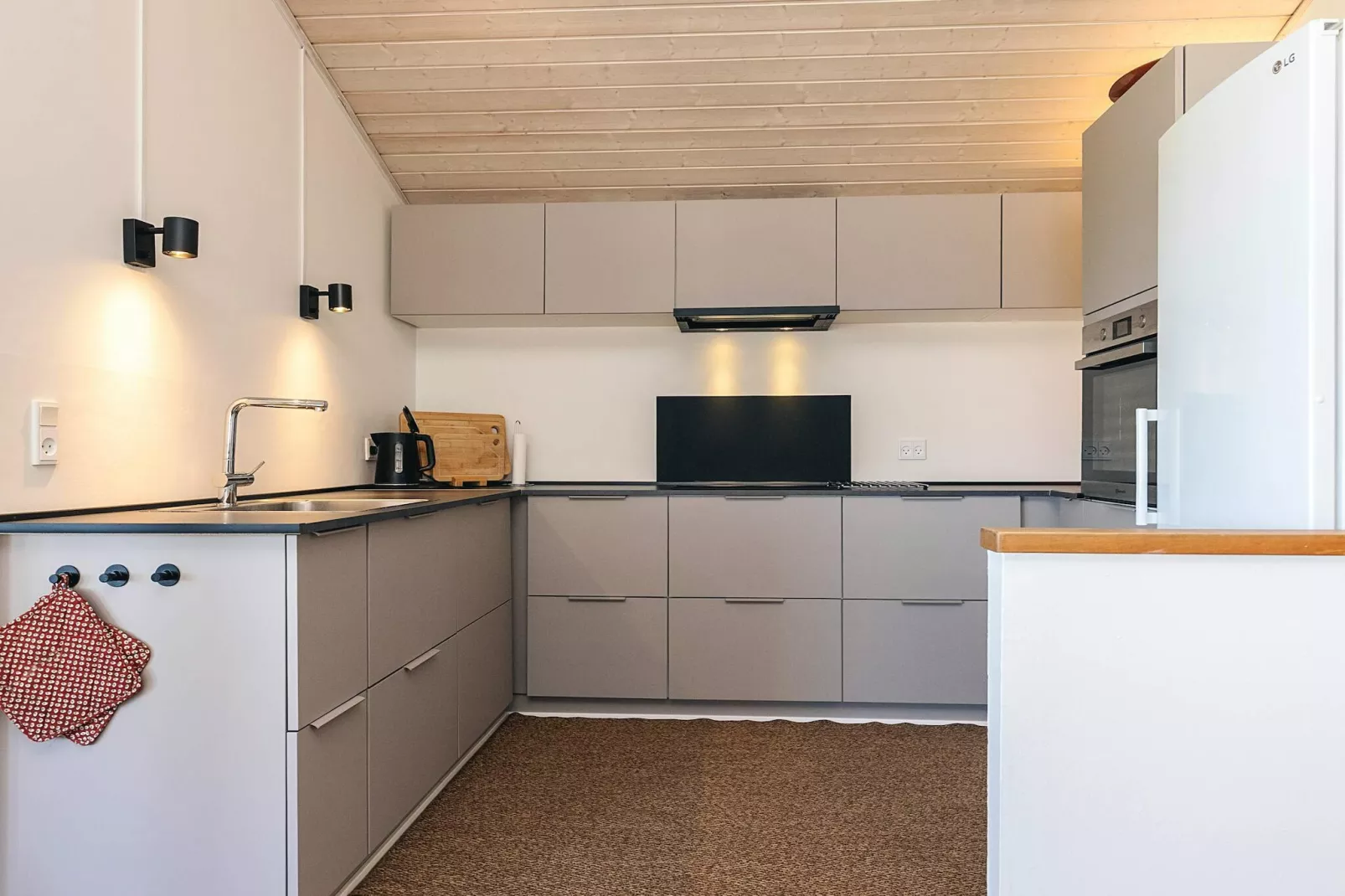Seaside Gem with Views - By Traum Ferienwohnungen-Indoor