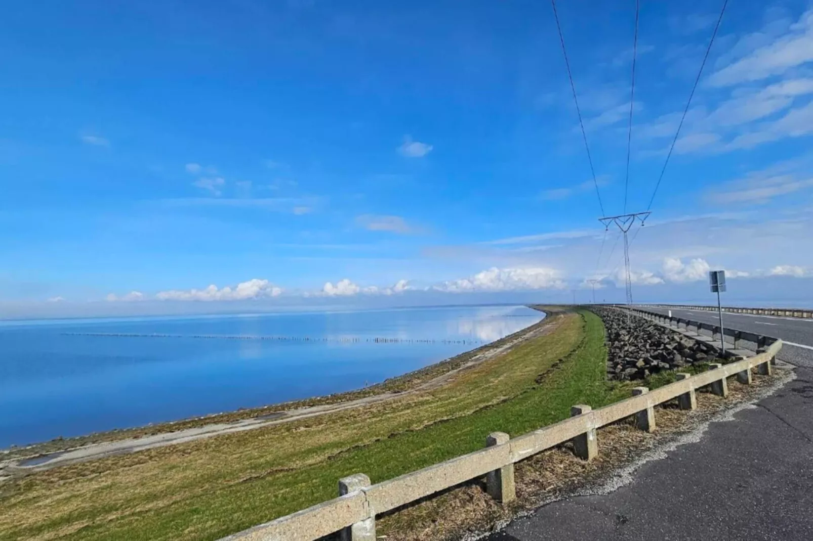 Luxury Retreat in Toftum - By Traum Ferienwohnungen-Water view